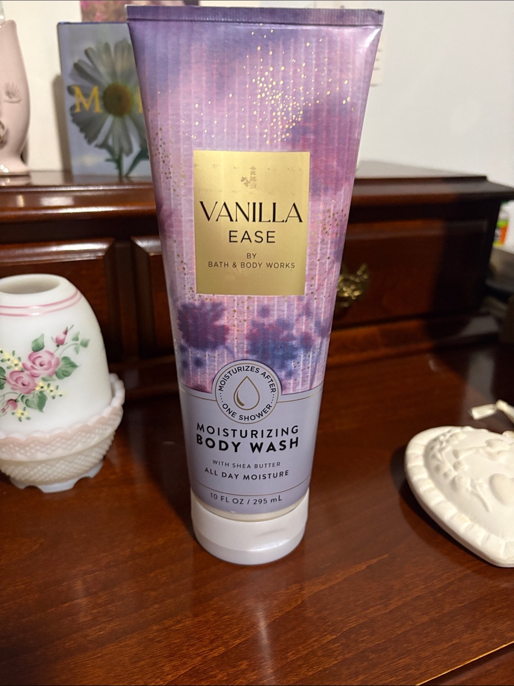 Bath & Body Works Vanilla Ease Moisturizing Body Wash - Purple